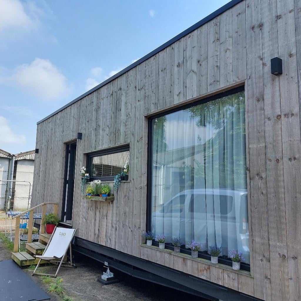 Petite maison, Jusqu'à 2