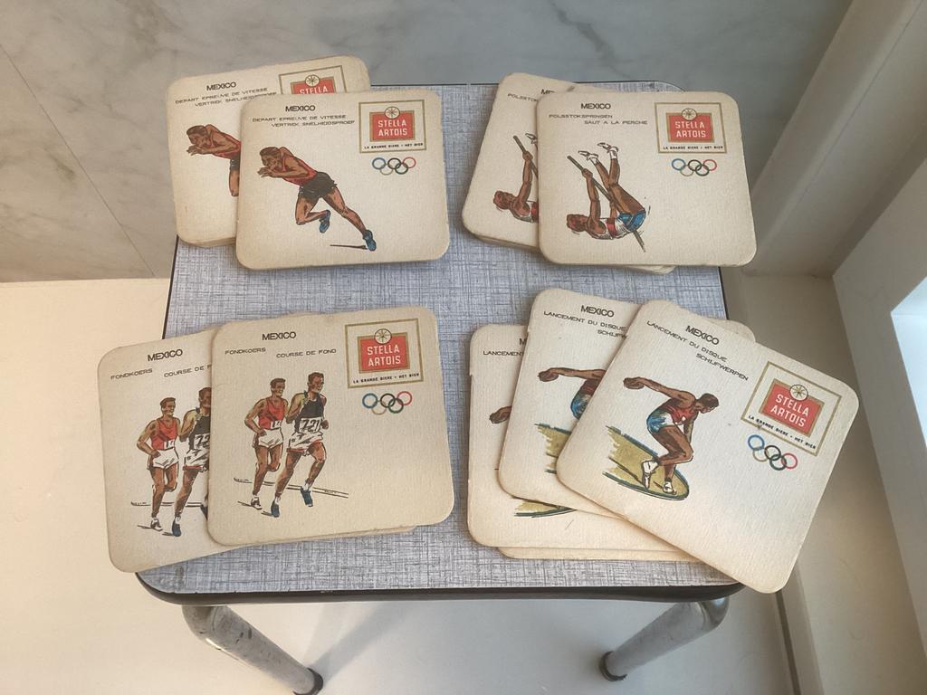 Bierviltjes Olympische spelen 1968, stella artois., Ophalen of Verzenden, Zo goed als nieuw