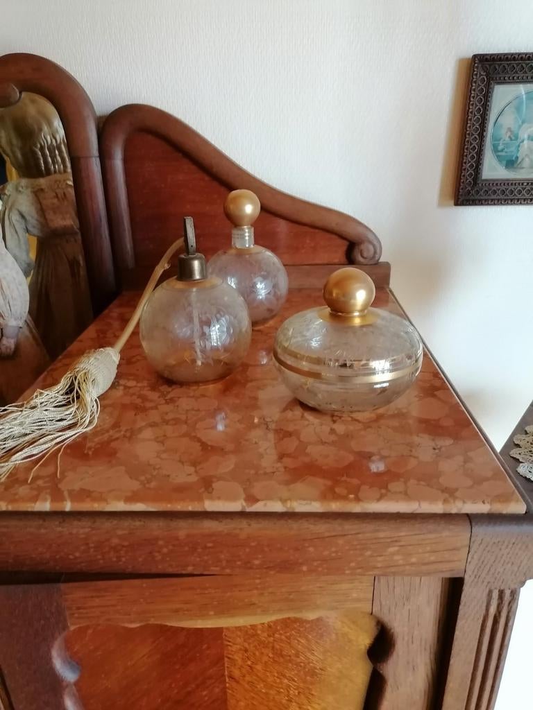 Set de parfum ancien Tchécoslovaquie, Antiquités & Art, Enlèvement