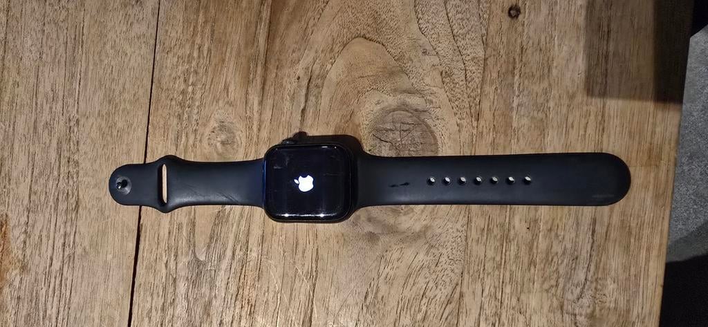 Apple watch serie 7, Telecommunicatie, Ophalen of Verzenden, Zo goed als nieuw