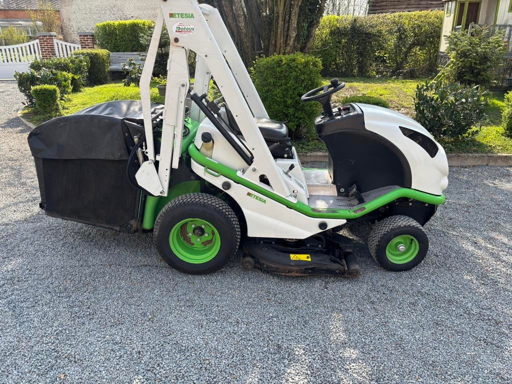 Tracteur tondeuse professionnel, Enlèvement, Comme neuf