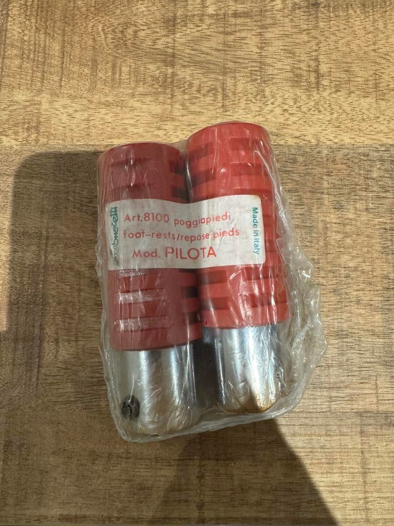 Honda camino repose pied buzetti neuf, Ophalen of Verzenden