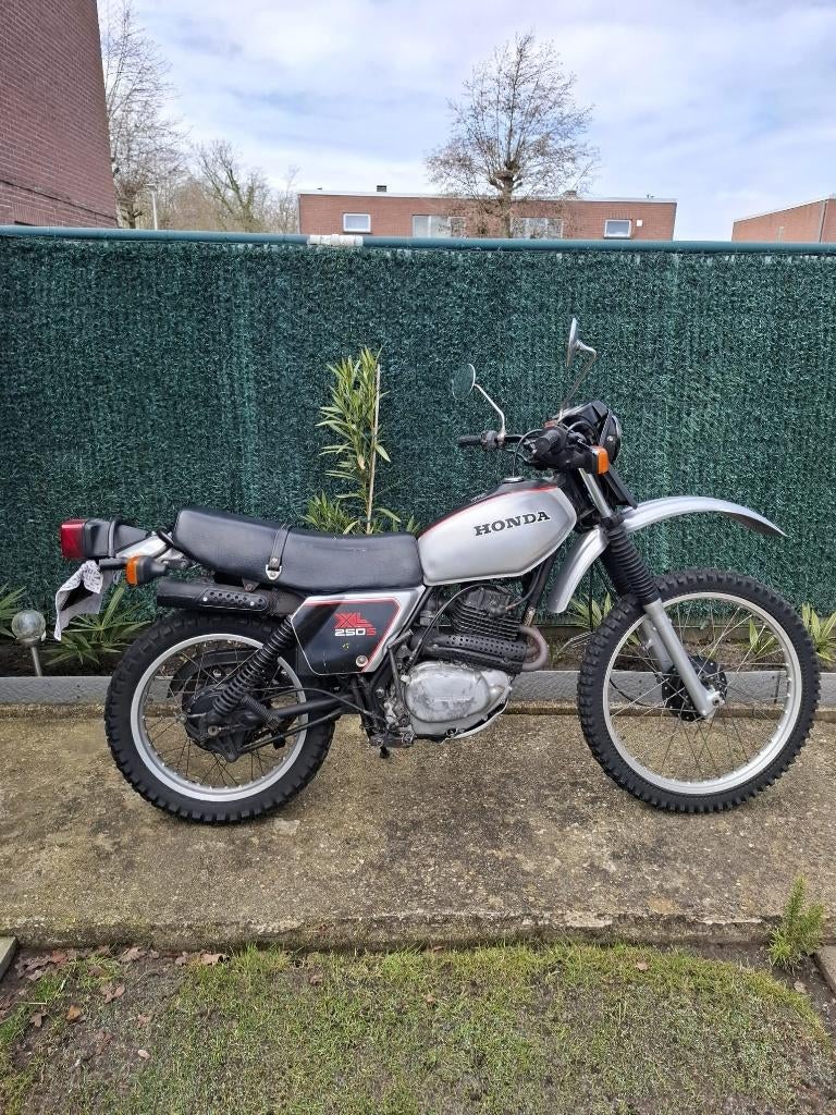Honda XL 250 SB, Motoren, 250 cc, Enduro, Minimaal motorrijbewijs A2, 1 cilinder