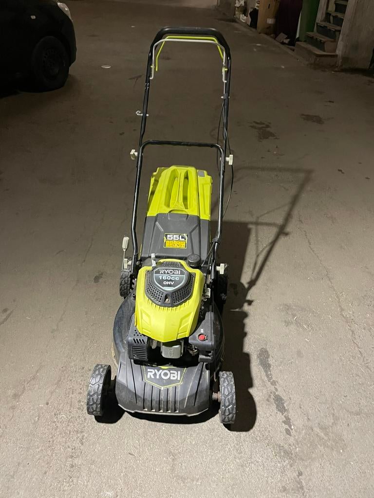Ryobi benzine grasmaaier 46cm, Tuin en Terras, Ophalen, Cirkelmaaier, Gebruikt, Mulchfunctie