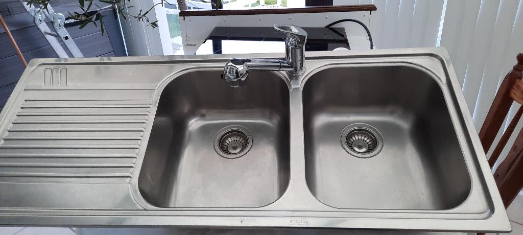 spoelbak inox dubbel met mengkraan, Huis en Inrichting, Keuken | Keukenelementen, Ophalen, Zo goed als nieuw, Grijs