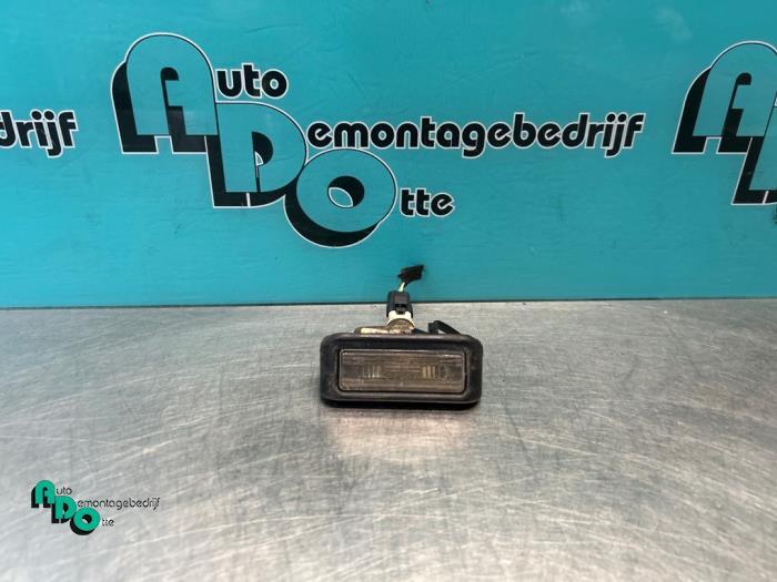 Eclairage immatriculation d'un Citroen Jumpy (Jumpy 06-), Autos : Pièces & Accessoires, Éclairage, Citroën, Utilisé, 3 mois de garantie