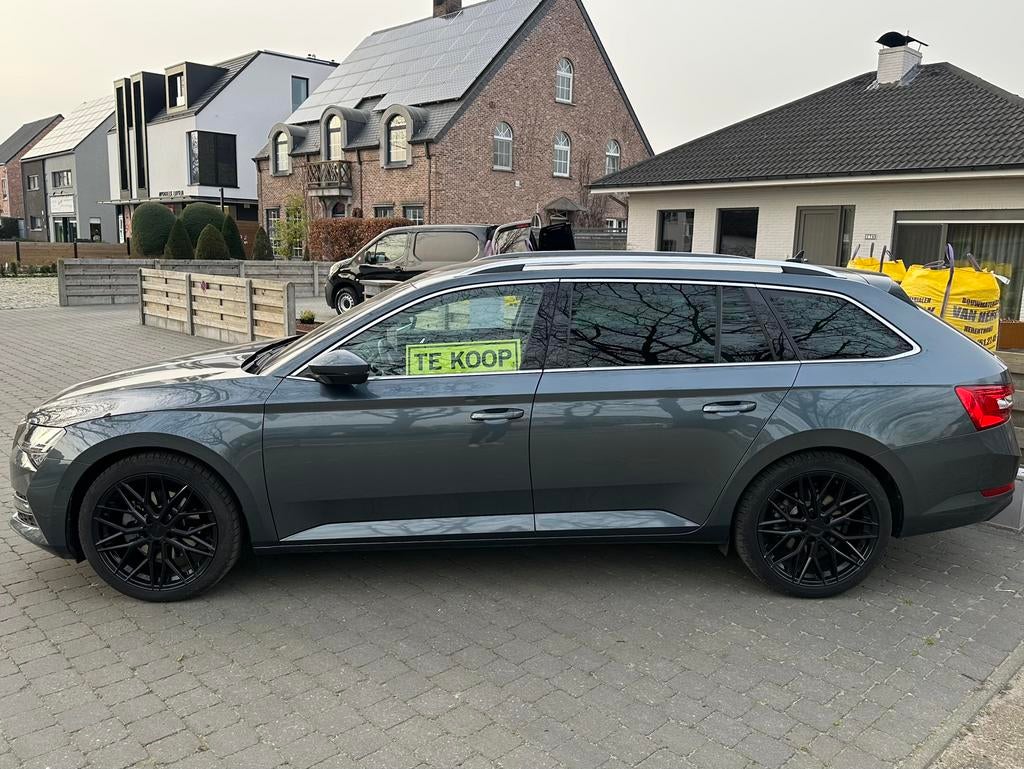 Skoda superb 1.4 TSI, Blauw, Break, 5 deurs, Dealer onderhouden