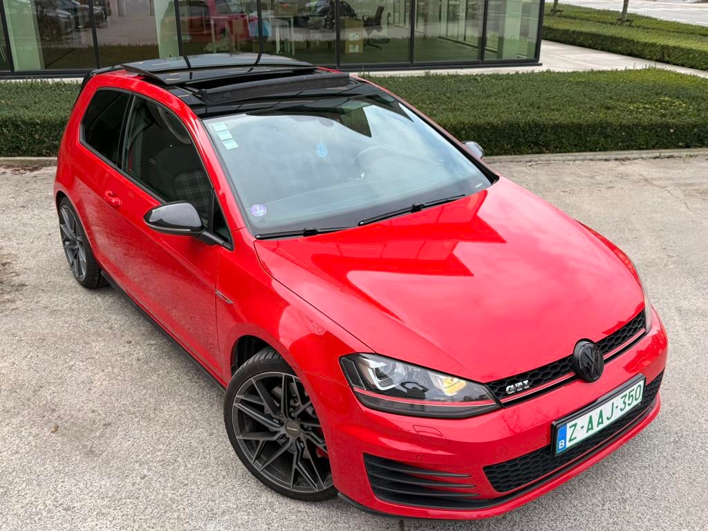 VOLKSWAGEN GOLF GTI / DSG / PANO / 72.000KM, Autos, Rouge, Achat, Entreprise, Automatique