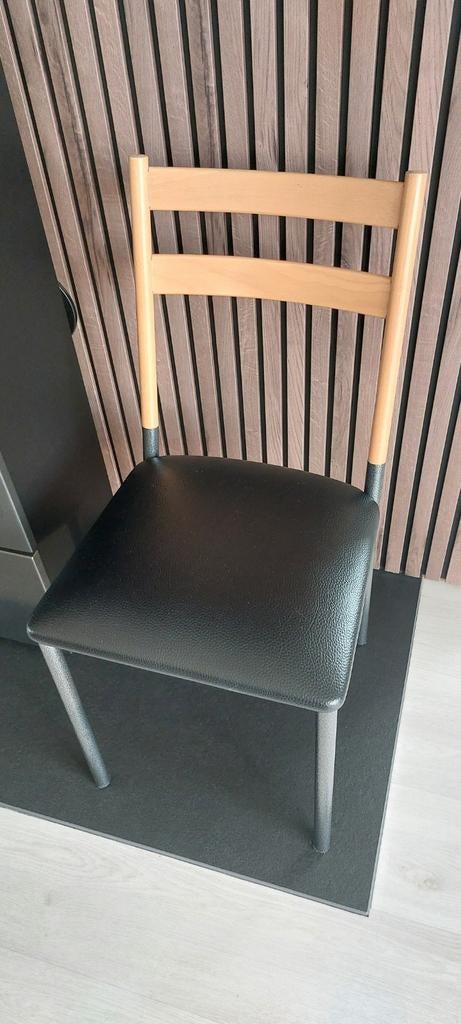 2 gelijke keukenstoelen, Ophalen of Verzenden