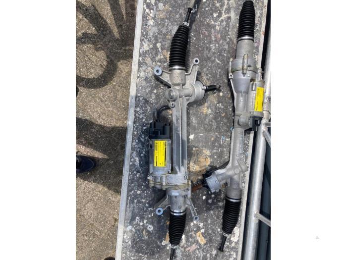 Boîtier de direction assistée d'un Mercedes E-Klasse, 3 mois de garantie, Utilisé, -, -