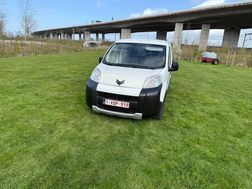 Nemo tekoop 150155 km, Auto's, Voorwielaandrijving, Stof, Zwart, 4 cilinders