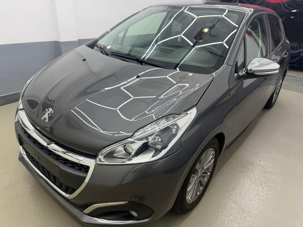 Peugeot 208 1.2 benzine, Auto's, Voorwielaandrijving, Euro 6, Overige kleuren, Overige bekleding
