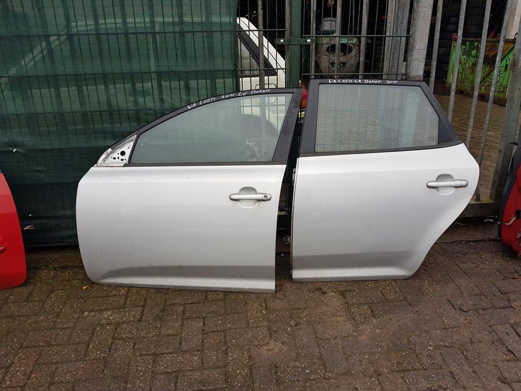 KIA CEED SW  PORTIEREN LV+LA  BJ 2010, Auto-onderdelen, Gebruikt, -, Deur, -