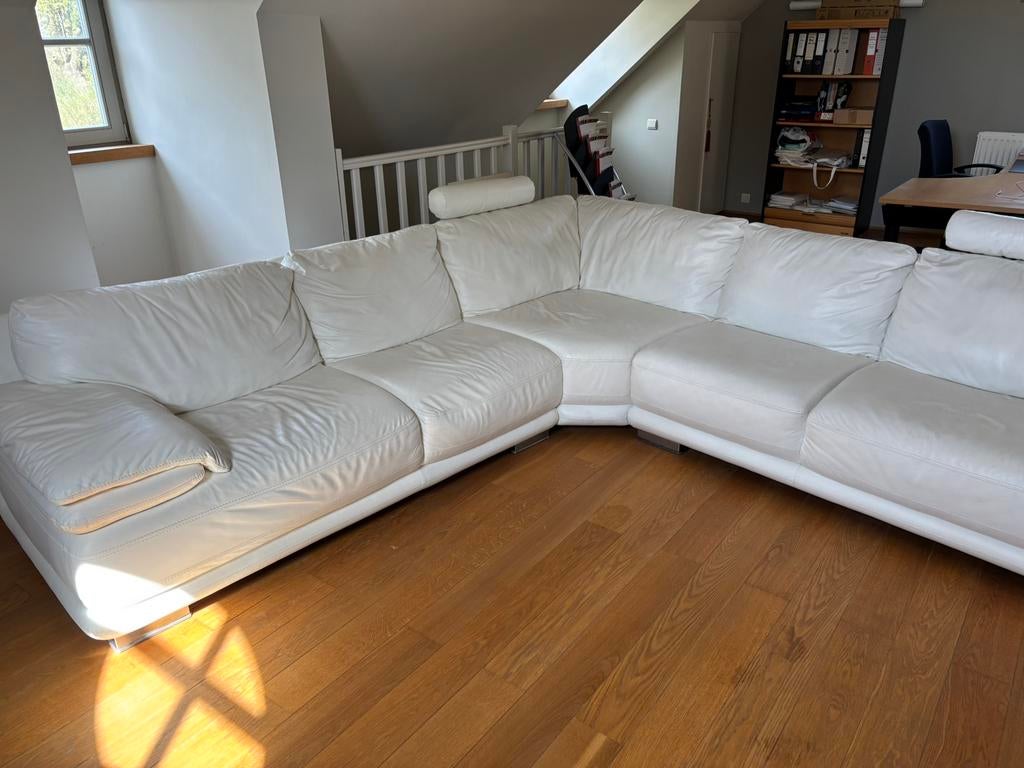 Canapé d'angle en cuir Château d’Ax Blanc État Exceptionnel, Maison & Meubles, Canapés | Coins salons complets, Utilisé, Cuir