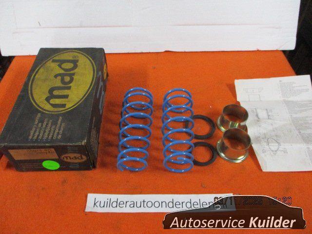 Hulpveren set Nissan Cherry N12  Sunny B11 MAD 31-012-5, Neuf, -, Origine de la pièce connue, -