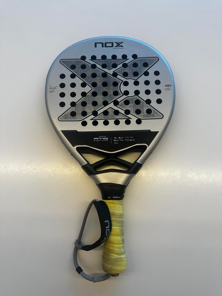 Padel racket Nox AT 10 genius, Sport en Fitness, Ophalen, Zo goed als nieuw, Padelracket