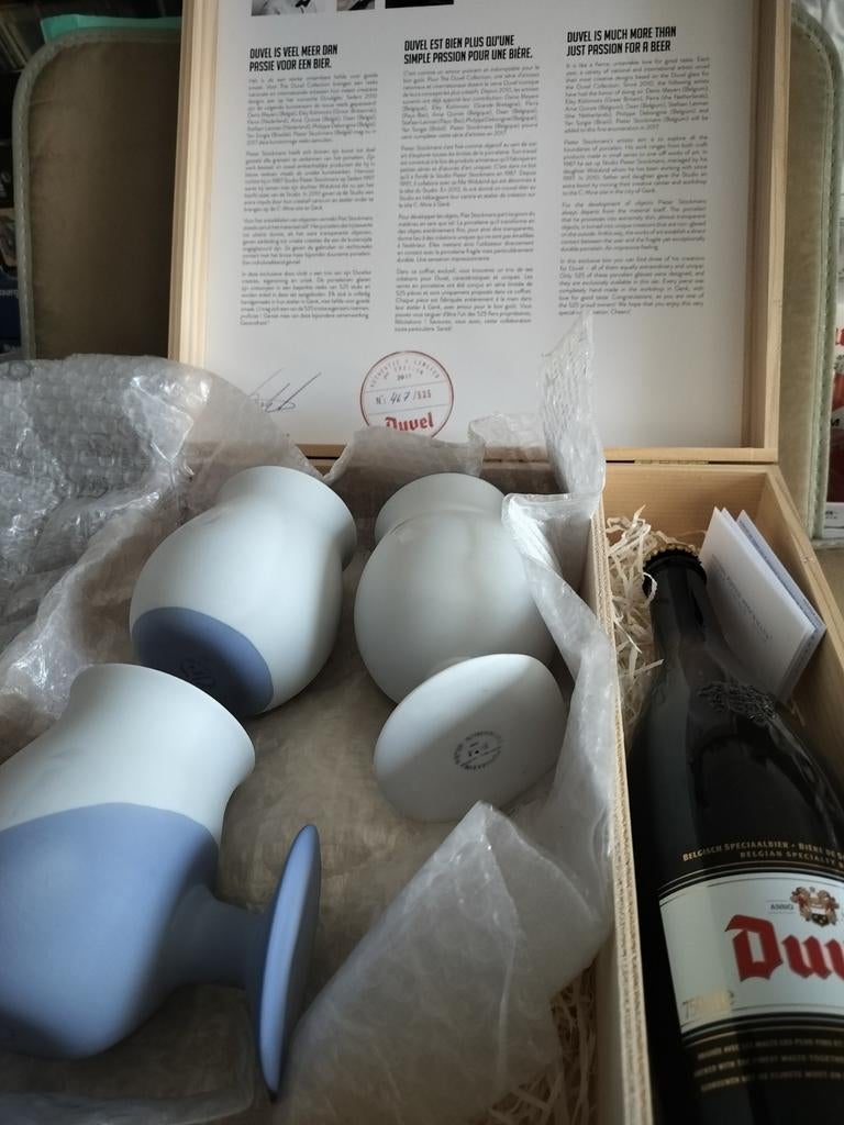 Duvel set Piet Stockmans, Ophalen