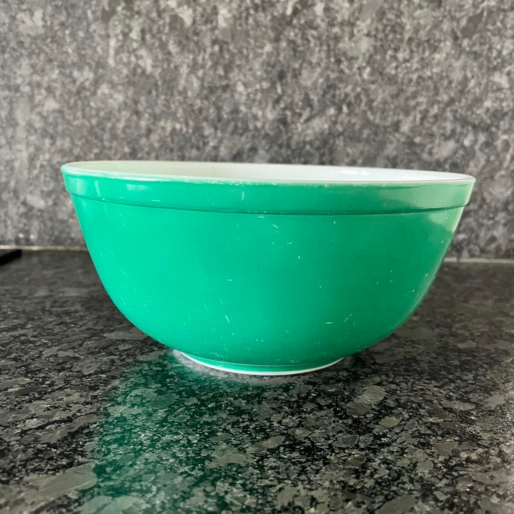 Bol à melanger / plat au four Vintage Pyrex USA 403 21/2 QT., Antiquités & Art, Enlèvement ou Envoi