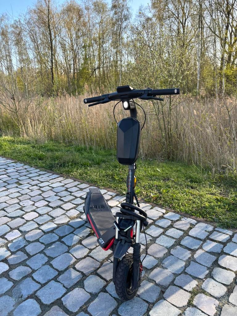 Ninebot ZT3 Pro, Enlèvement ou Envoi, Comme neuf, Step électrique (E-scooter)