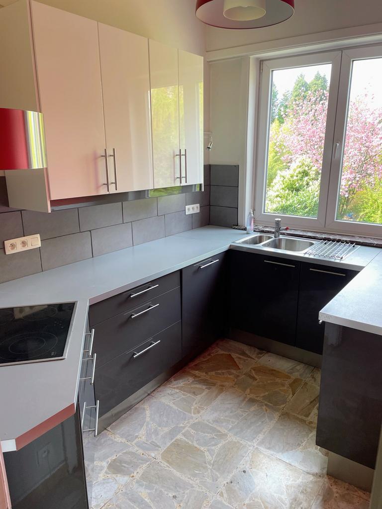 Cuisine équipée complète – bon état – disponible rapidement, Enlèvement, Comme neuf, Gris