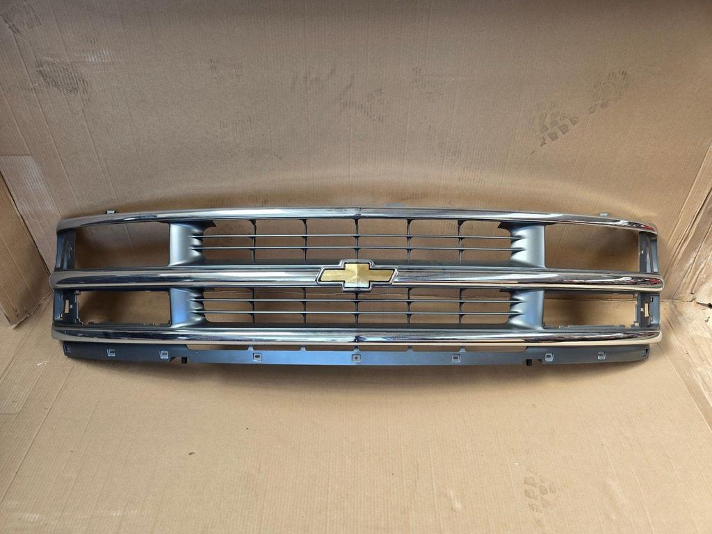OEM Grille Chevrolet Express / Chevy Van 1996-2002 – Nieuw, Auto-onderdelen, Ophalen, -, -, Nieuw