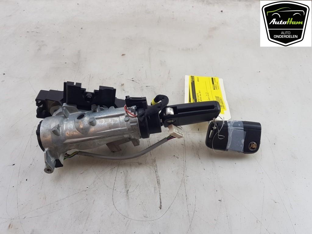 CONTACTSLOT + SLEUTEL Skoda Octavia Combi (5EAC), Auto-onderdelen, Gebruikt, Skoda