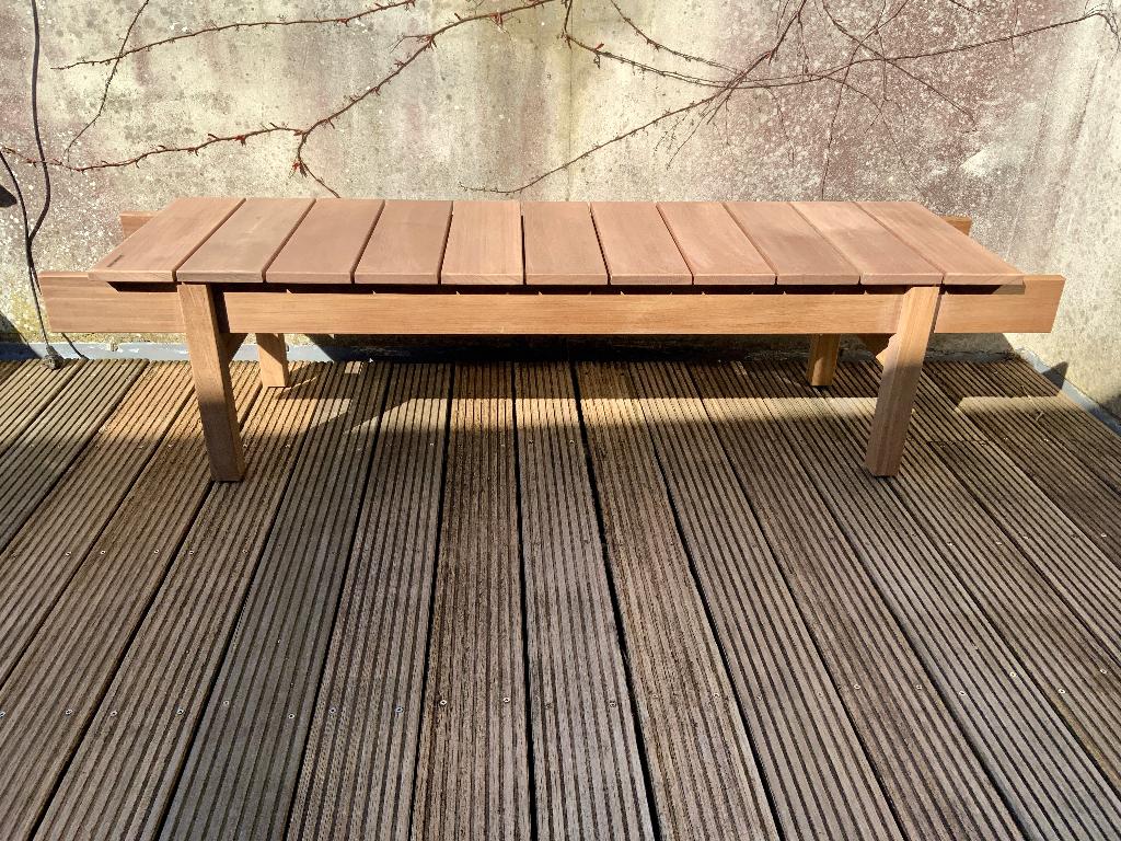 Nieuwe solide zware tuinbank in massief hardhout, Tuin en Terras, Tuinbanken, Ophalen, Nieuw, Hout