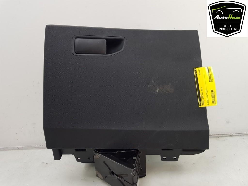 COMPARTIMENT A GANTS Peugeot 3008 II (M4 / MC / MJ / MR), Dhr. J. Ham, Administratie@autoham.nl, Utilisé, Peugeot