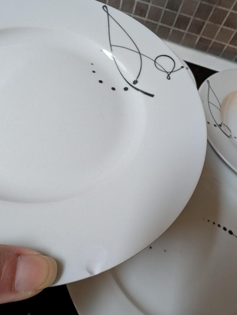 Borden en tassen, Ophalen, Bord(en)