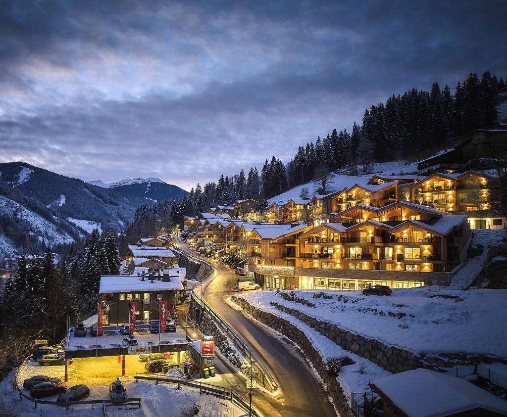 Top koopje 3kmr app.in Saalbach/Viehhofen  slechts 300 k, Immo, Buitenland, Dorp, 65 m², Overig Europa, 3 kamers