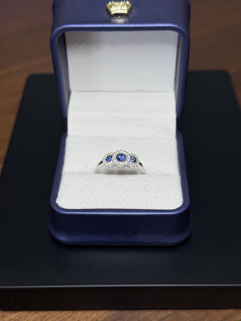 Bague Neuve 3 Saphirs&Diamants Naturel OR 18k Certificat, Bijoux, Sacs & Beauté, Bagues, Neuf, Or, Plus petit que 17, Or