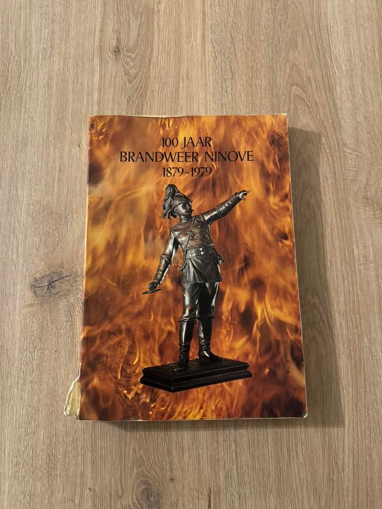 100 jaar brandweer ninove, Ophalen, Gelezen