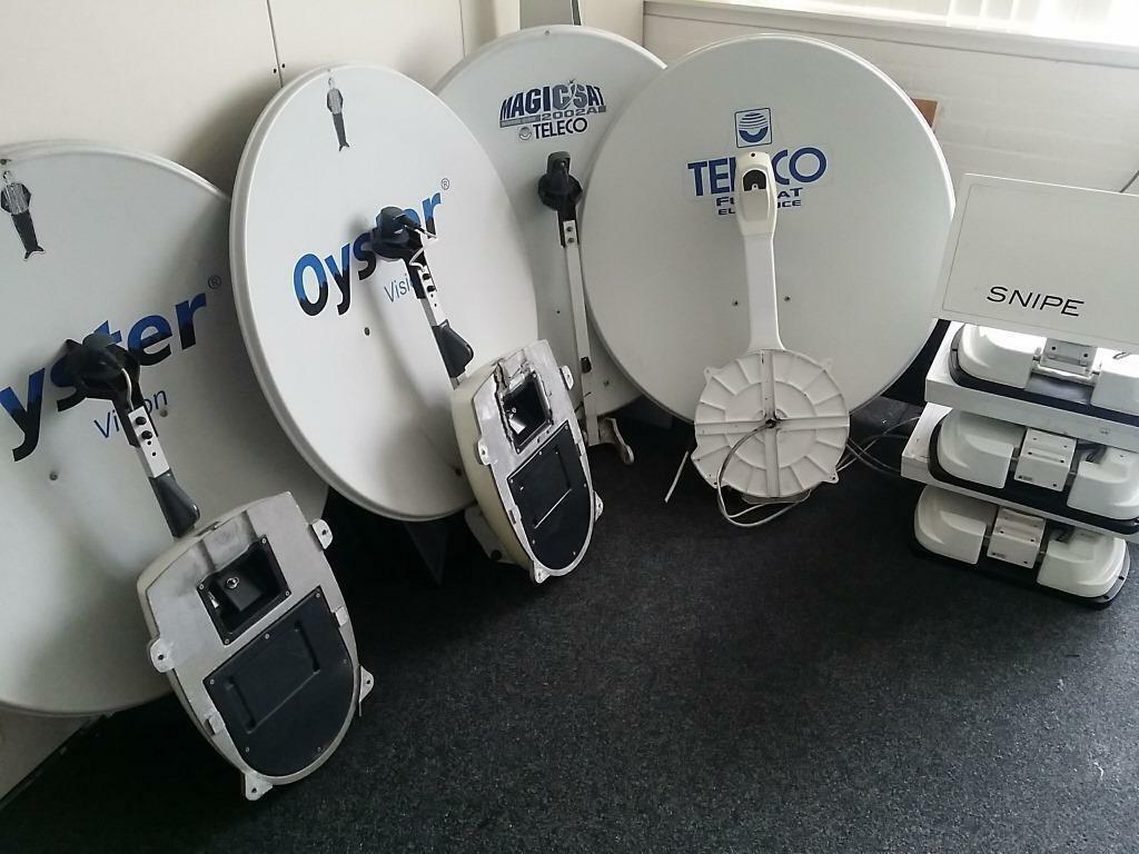 Schotel antenne onderdelen Alden Oyster Teleco Maxview, Caravanes & Camping, Camping-car Accessoires, Enlèvement ou Envoi, Comme neuf