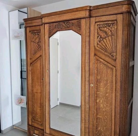 Oude eiken kast, Antiek en Kunst, Antiek | Meubels | Kasten, Ophalen