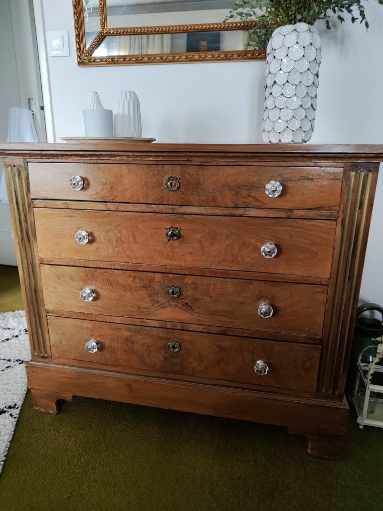 Authentique commode Louis Philippe en noyer placage loupe, Maison & Meubles, Enlèvement, Comme neuf, Cerisier