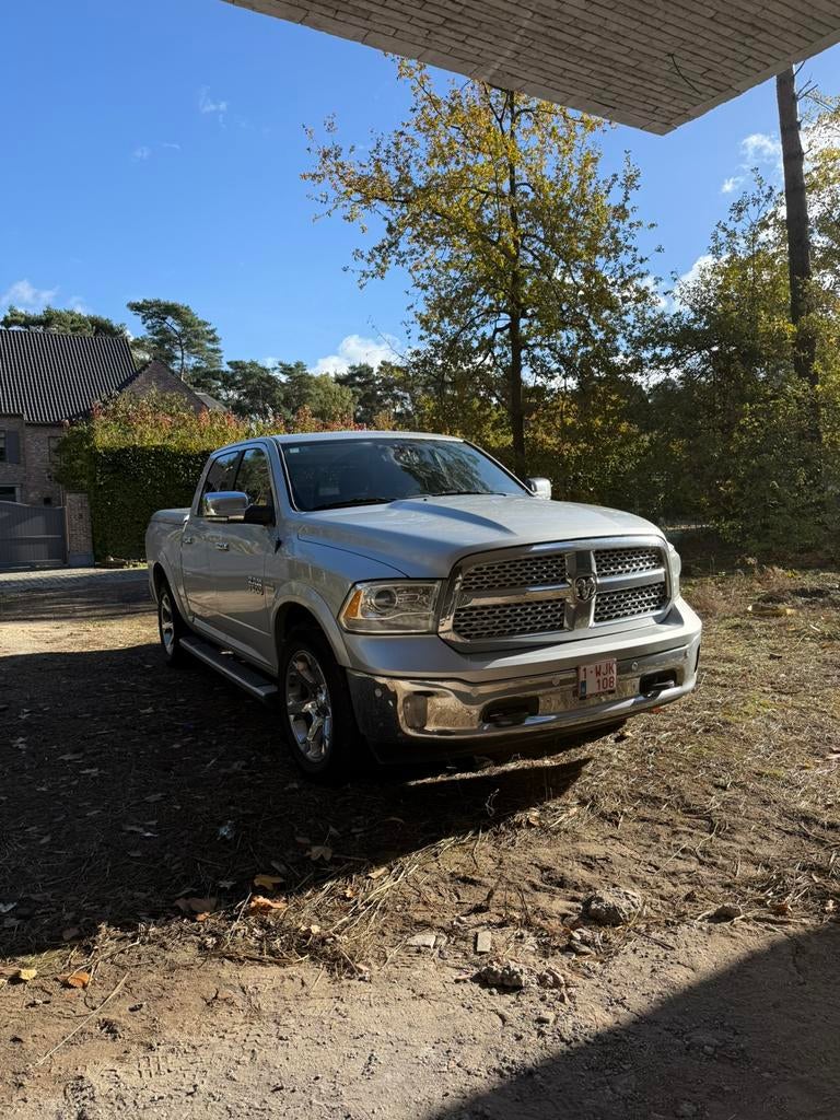 Dodge ram 1500 + 6plaatsen, Auto's, Dodge, Automaat, 3000 kg, Leder, SUV of Terreinwagen