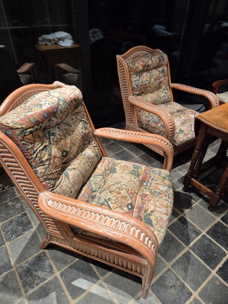 Rotan zetels met kwalitatieve kussens, Huis en Inrichting, Zetels | Zetels, Ophalen, Zo goed als nieuw