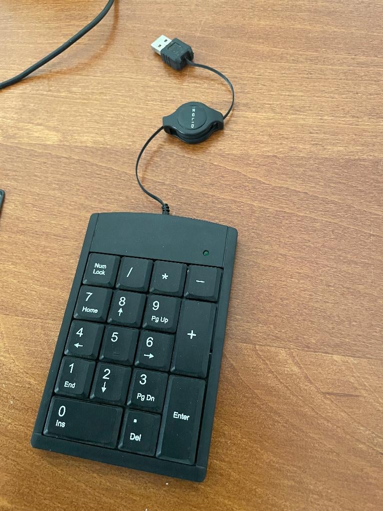 Numeriek klavier, Ophalen, Numeriek, Zo goed als nieuw, Bedraad