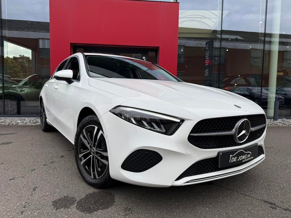 Mercedes A-klasse 250e/PLUG-IN/AppleCarplay/Camera/Acc/Line/, Auto's, 4 cilinders, USB, Leder en Stof, Wit