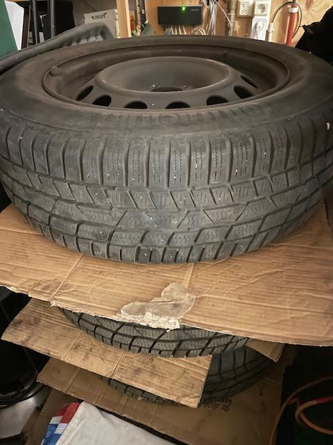 Winterbanden Continental op velg - Peugeot 508 - 215/60 R16, Ophalen, Winterbanden