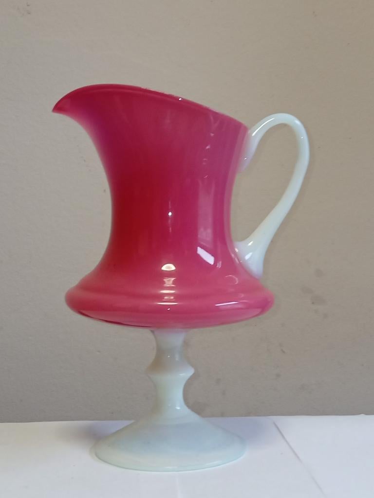 Florence Opaline vaas, Antiek en Kunst, Antiek | Vazen, Ophalen of Verzenden