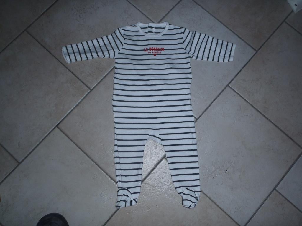 pyjama taille 74, Enlèvement ou Envoi, Comme neuf, Garçon, Vêtements de nuit ou Sous-vêtements