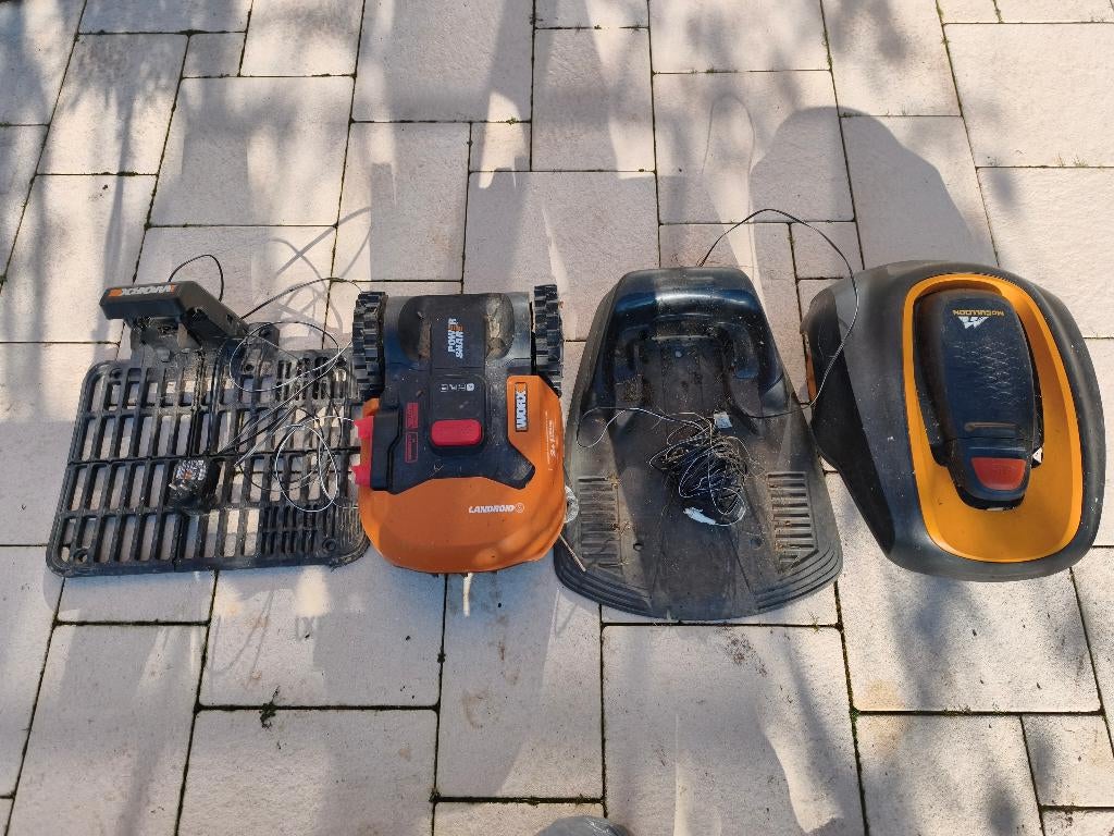 Lot de deux robot tondeuse, Ophalen, Gebruikt, 20 tot 25 cm, Mc Culloch