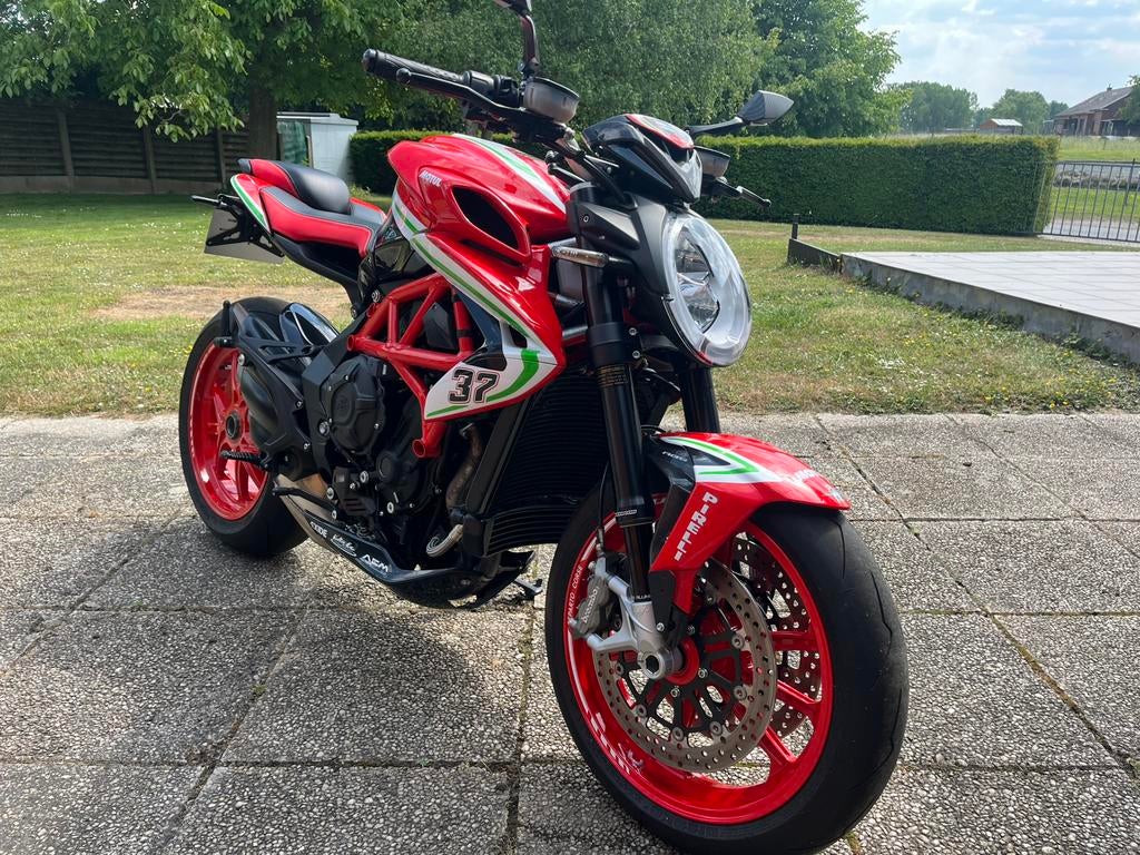 Mv augusta 800 brutale