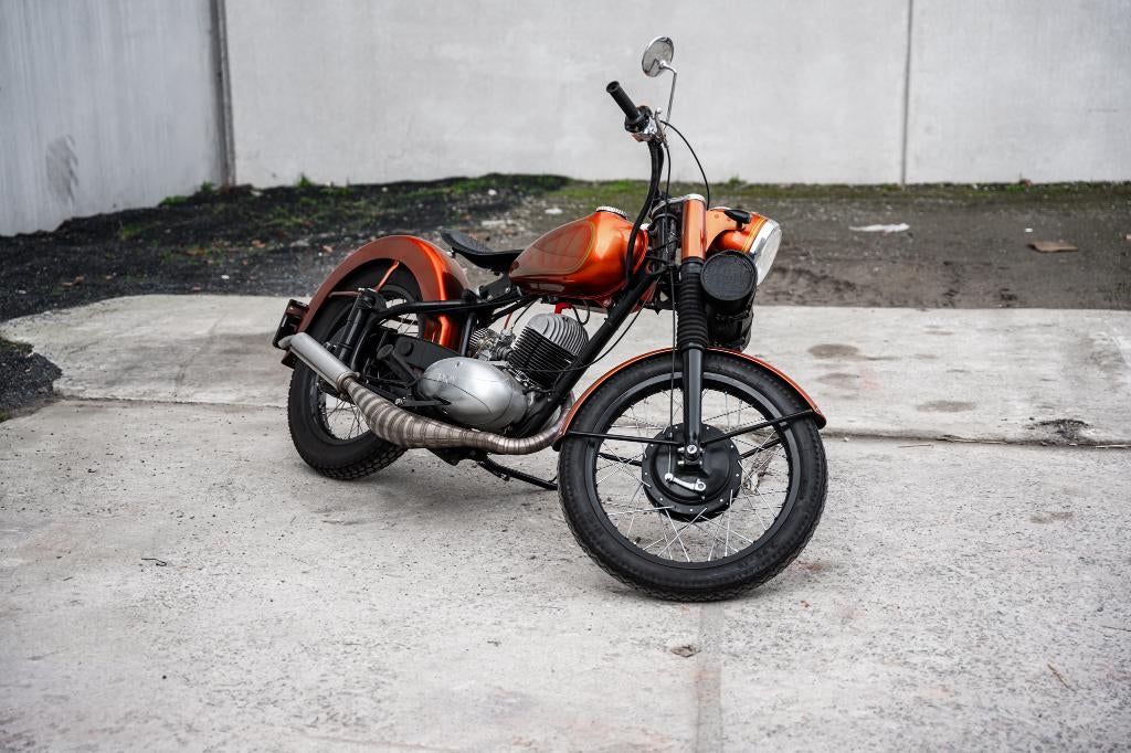 DKW RT 250 - Collector chassis 48 - 1955 Auto Union, Motoren, 250 cc, Overig, 11 kW of minder, 1 cilinder