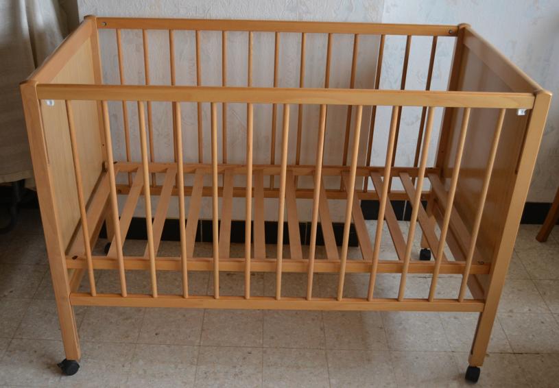 LIT BEBE / PETIT ENFANT, Enlèvement, Comme neuf