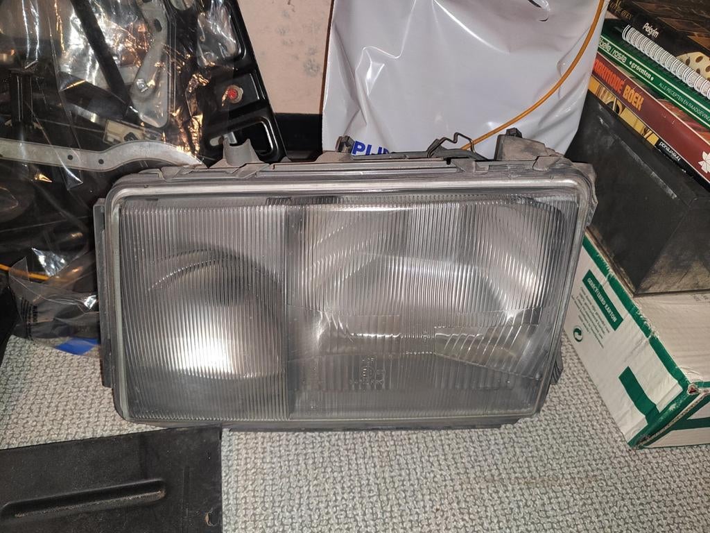 Mercedes w124 koplampen links en rechts bosch of hella, Auto-onderdelen, Ophalen of Verzenden, Gebruikt