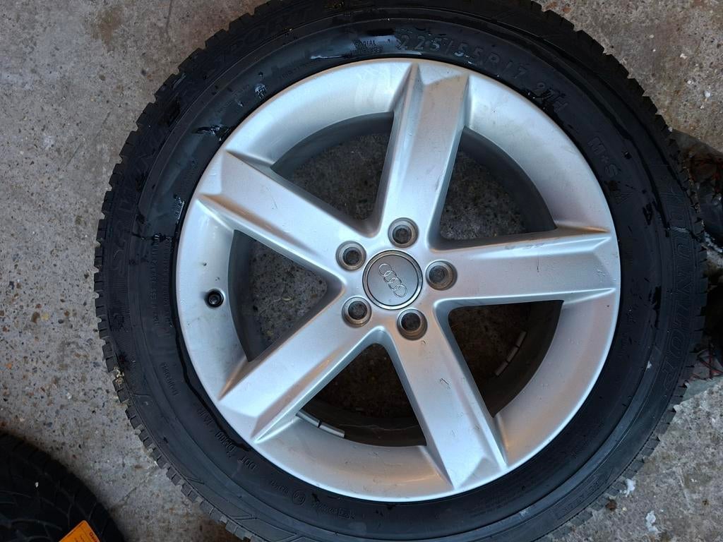 Winterbanden + velg Audi A4 allroad quattro, Autos : Pièces & Accessoires, Pneus & Jantes, Enlèvement, Pneus hiver, Jante(s)