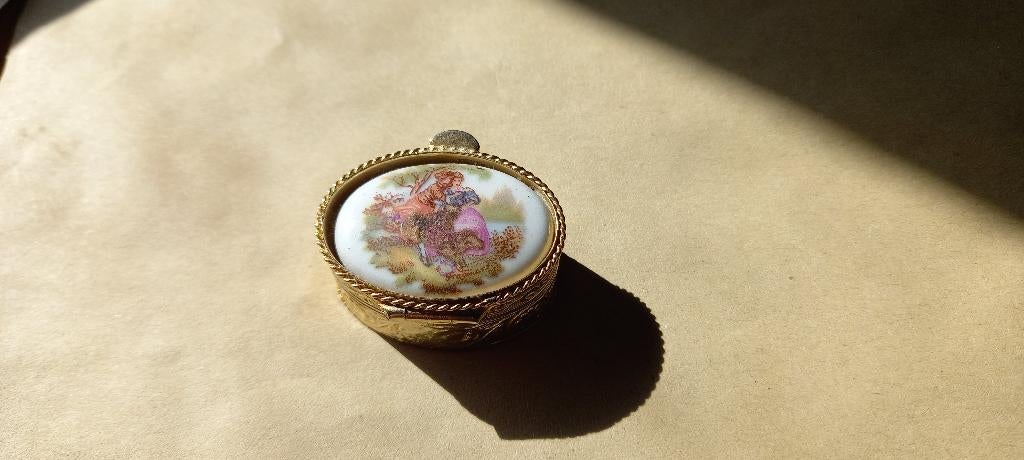 Petite boite à bijoux, Enlèvement ou Envoi