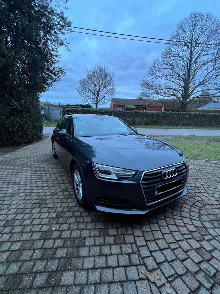 Audi A4 2.0 TDI Ultra Automaat Top Staat !, Autos, Cuir, Argent ou Gris, Euro 6, Carnet d'entretien